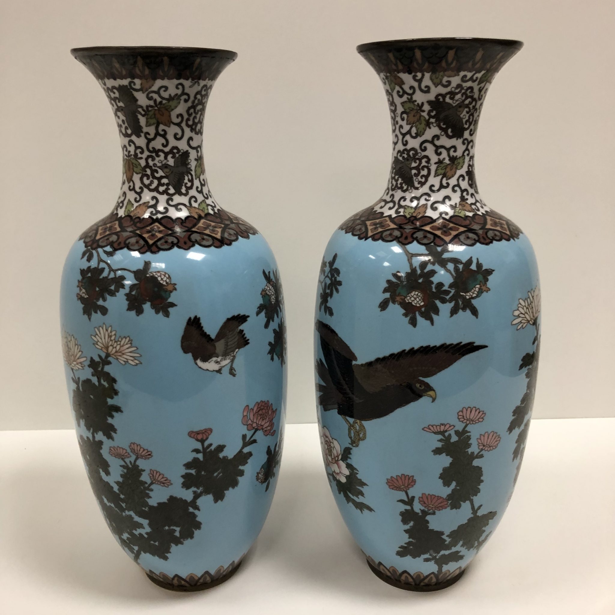 Paire de vases Japon