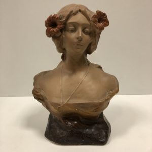 Femme en buste 1900